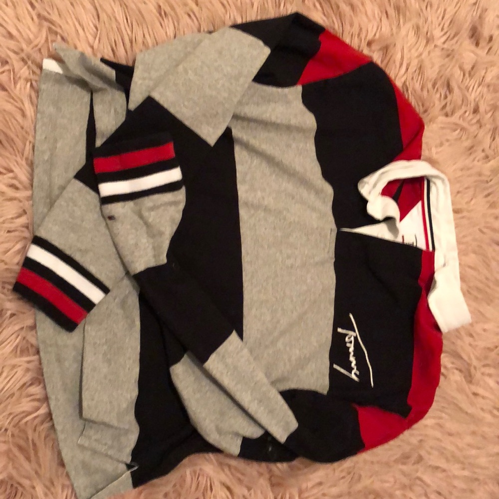 Tommy Hilfiger collared crop top